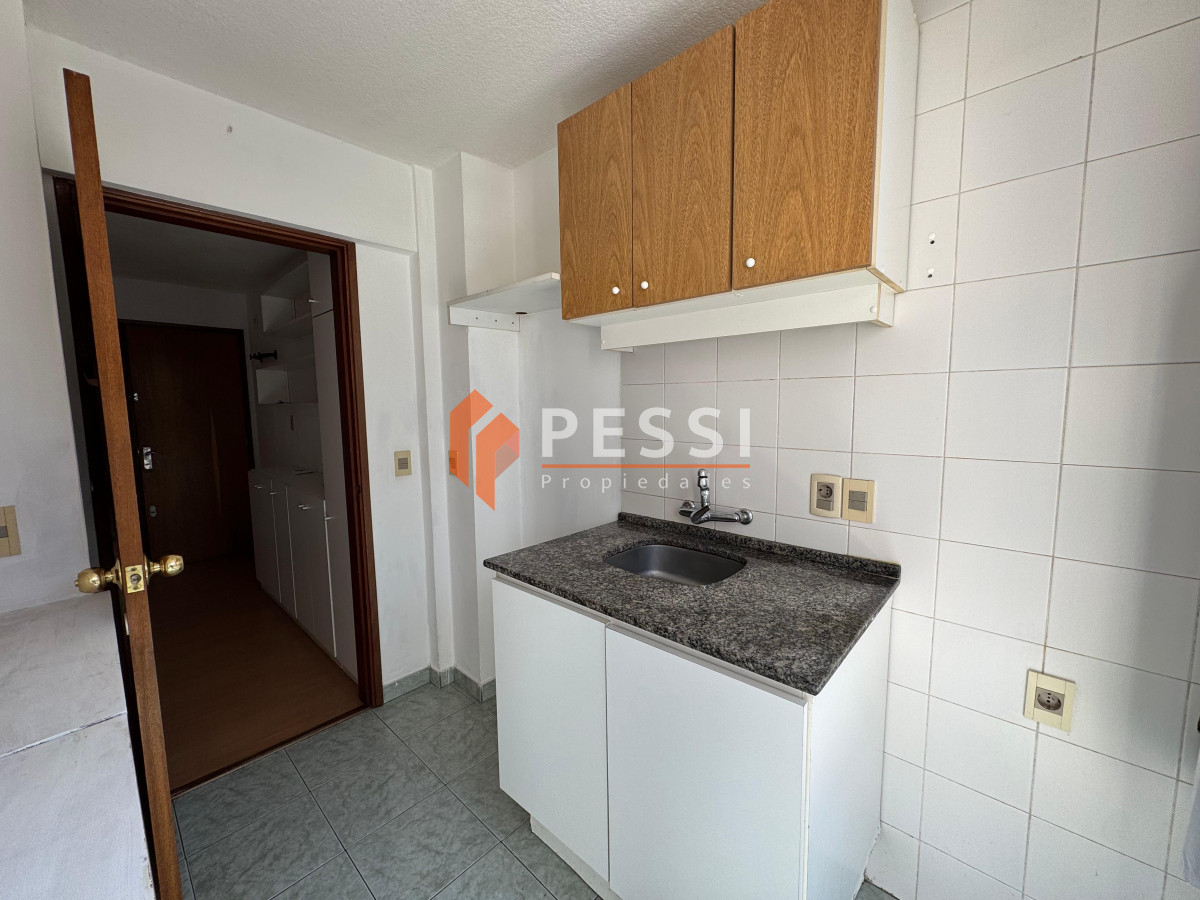 Apartamento ID.2477 - Alquiler apartamento 1 dormitorio en Parque Rodó.