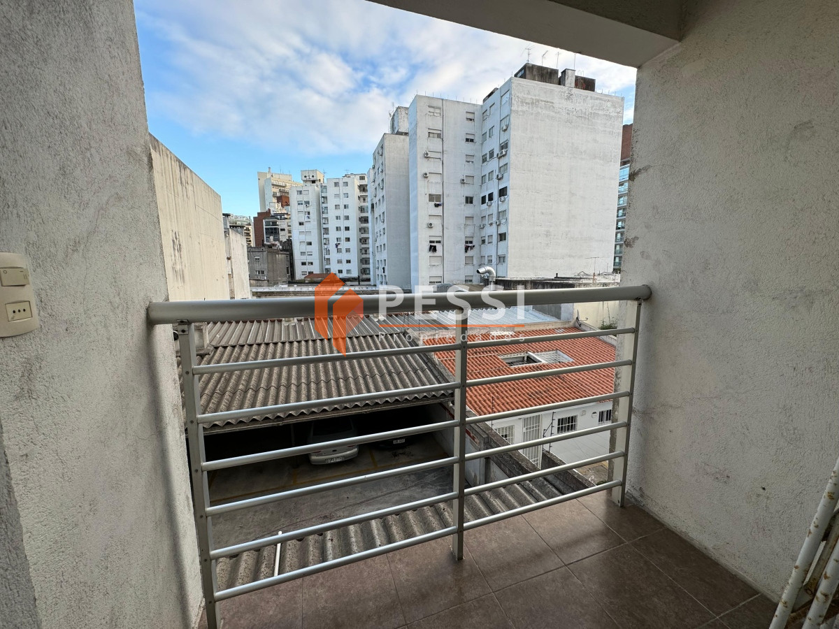 Apartamento ID.2403 - Alquiler apartamento 2 dormitorios con garage en Pocitos 