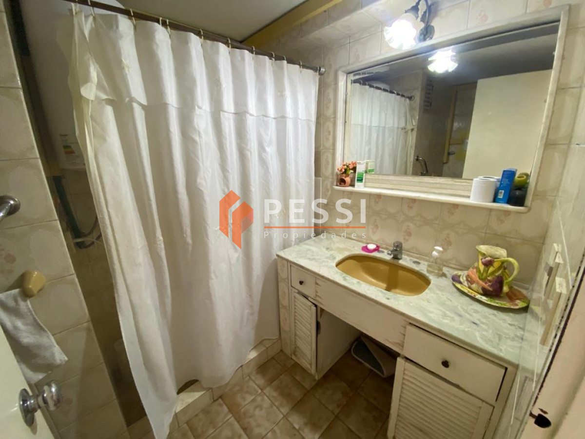 Apartamento ID.2242 - Venta apartamento 3 domitorios y garage en Pocitos