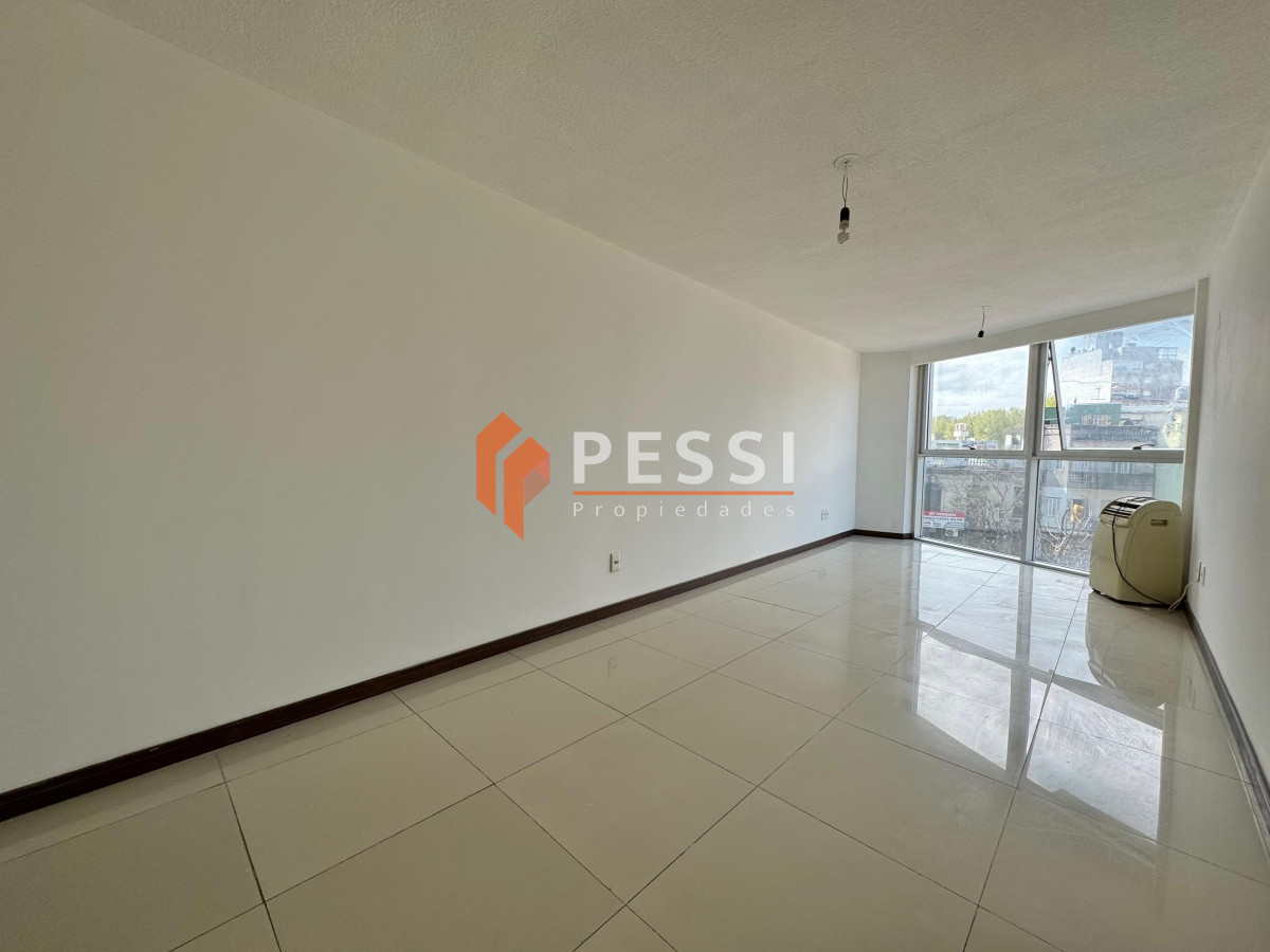 Apartamento ID.2088/Alquiler-monoambiente-en-Parque-Rodó - Alquiler monoambiente en Parque Rodó
