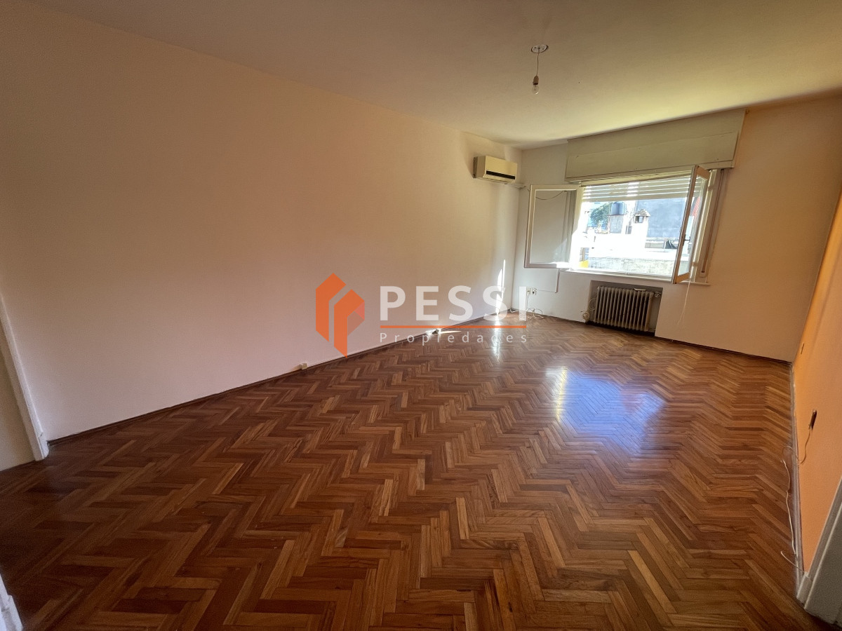 Apartamento ID.2391/Alquiler-apartamento-3-dormitorios-en-Pocitos- - Alquiler apartamento 3 dormitorios en Pocitos 
