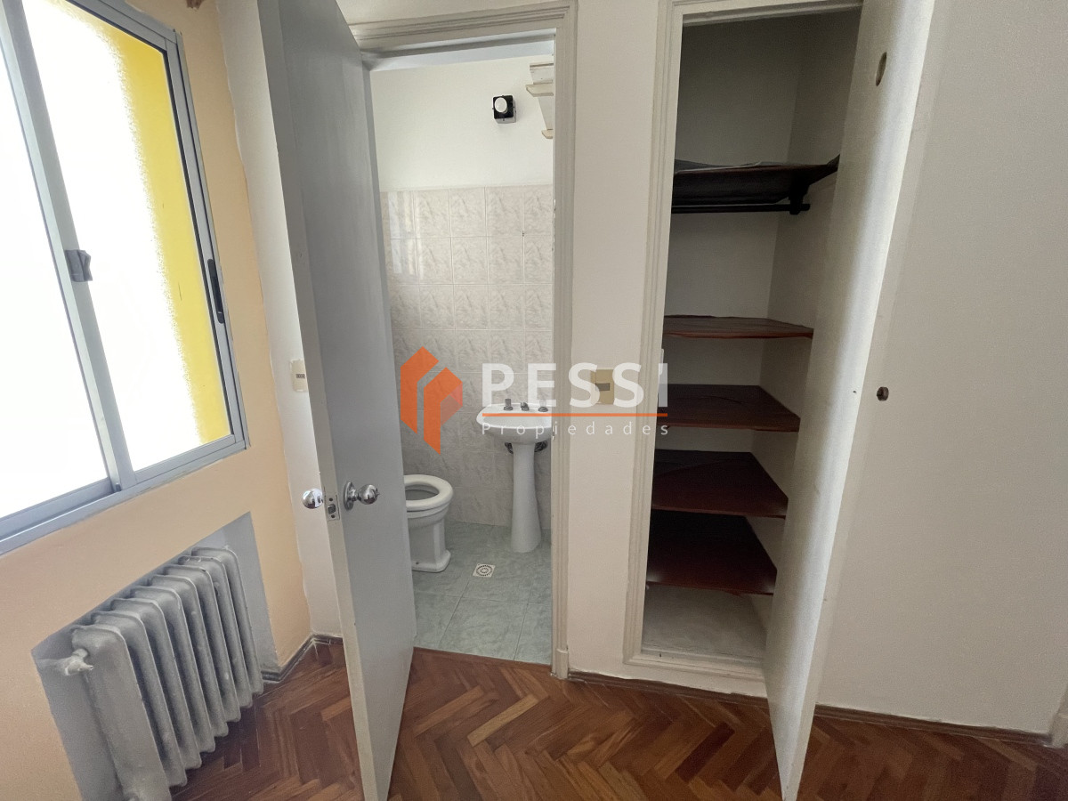 Apartamento ID.2391/Alquiler-apartamento-3-dormitorios-en-Pocitos- - Alquiler apartamento 3 dormitorios en Pocitos 