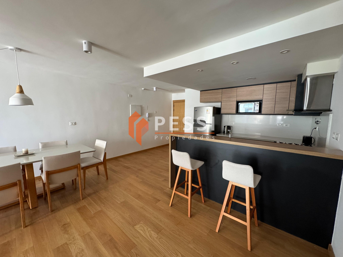 Apartamento ID.2469/Alquiler-apartamento-1-dormitorio-amoblado-en-Punta-Carretas. - Alquiler apartamento 1 dormitorio amoblado en Punta Carretas.