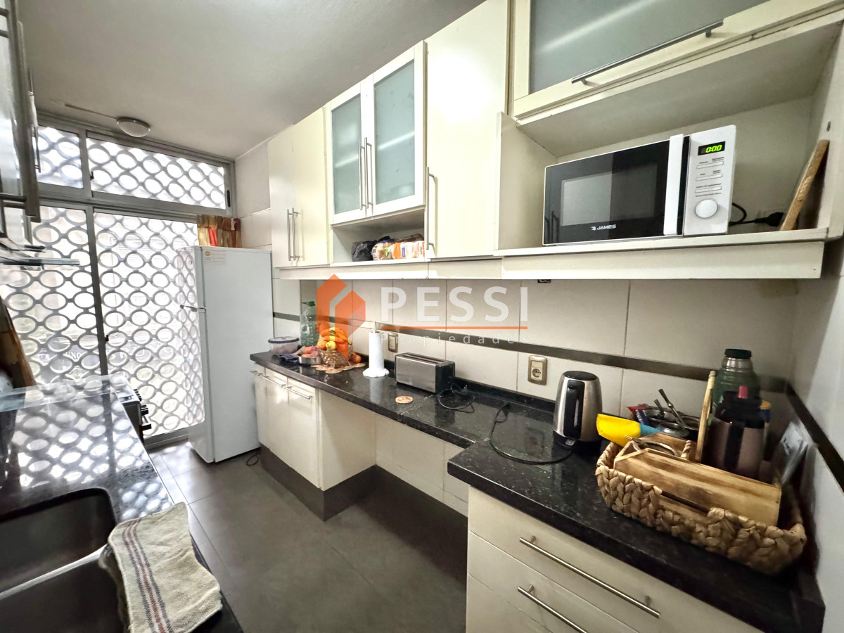 Apartamento ID.2464/Venta-apartamento-2-dormitorios-y-garage-en-Centro - Venta apartamento 2 dormitorios y garage en Centro