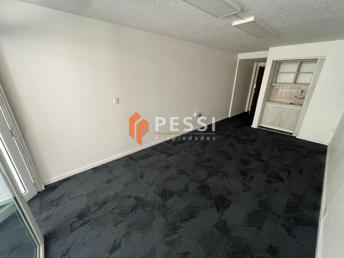 Apartamento ID.2251 - Alquiler apartamento en Rambla Portuaria, Ciudad Vieja