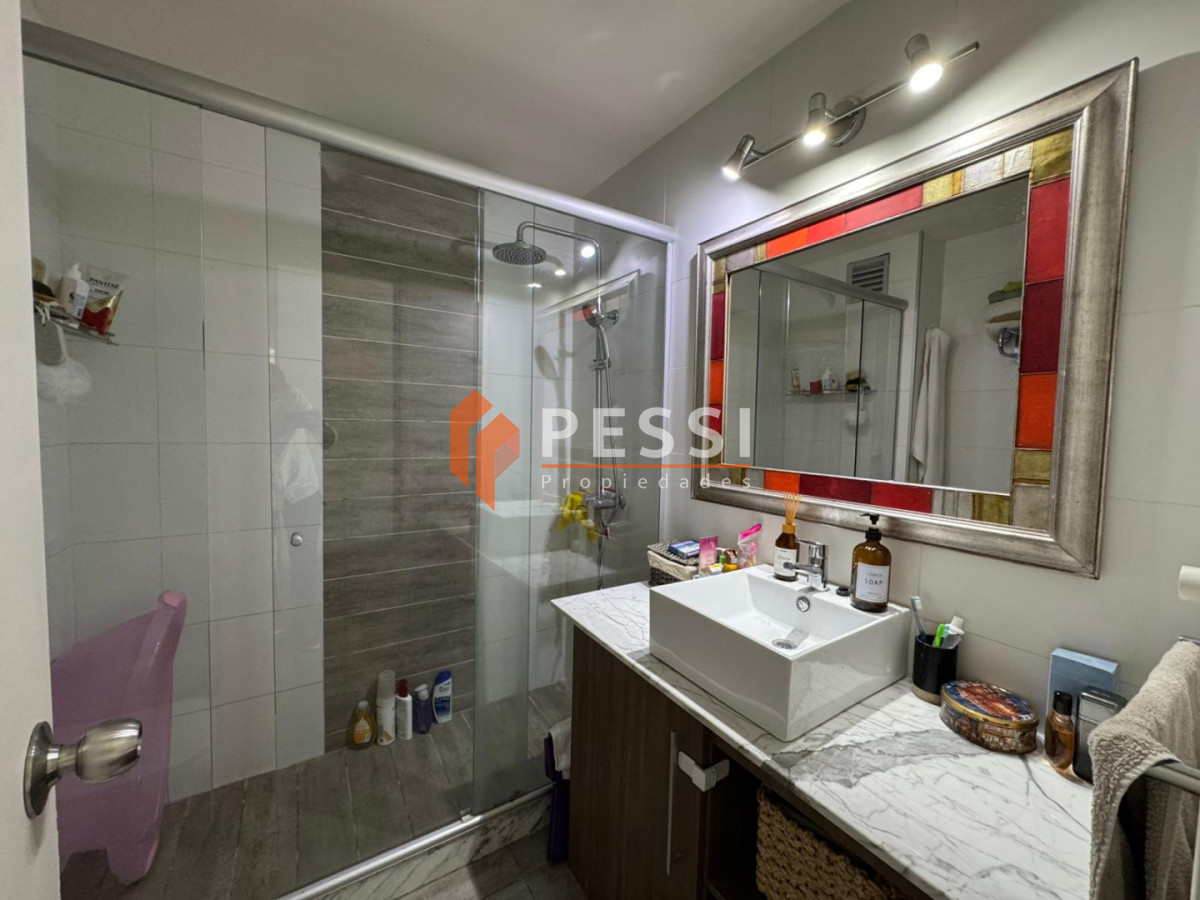 Apartamento ID.2513/Venta-aparamento-2-dormitorios-y-garage-en-Malvin - Venta aparamento 2 dormitorios y garage en Malvin