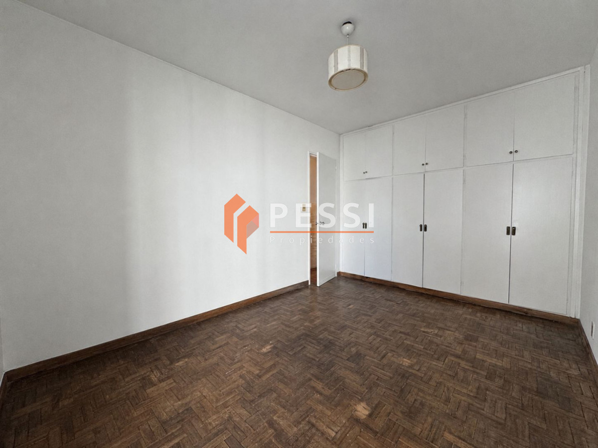 Apartamento ID.1392 - Alquiler apartamento 2 dormitorios con vista al mar en Pocitos 