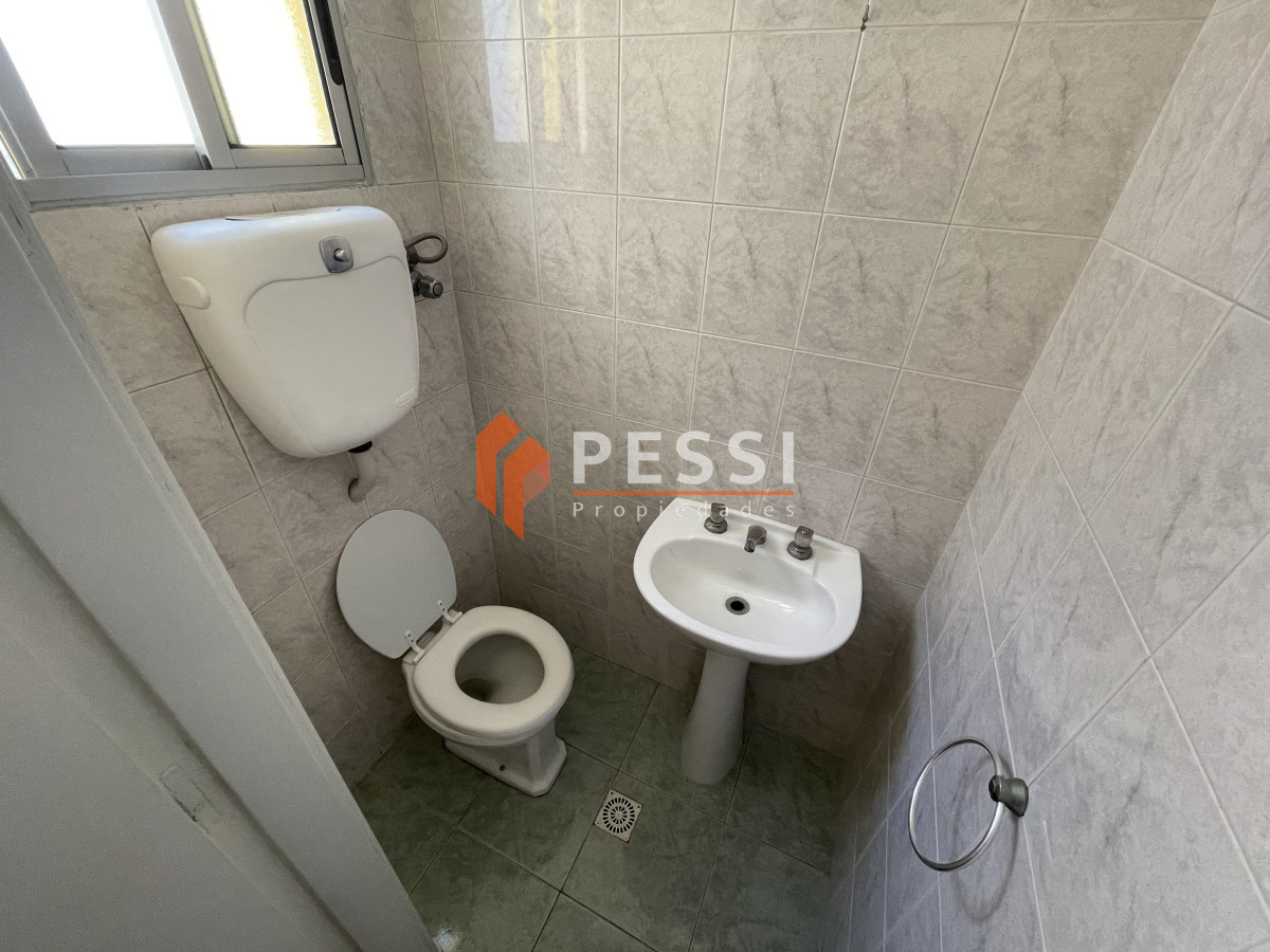 Apartamento ID.2391/Alquiler-apartamento-3-dormitorios-en-Pocitos- - Alquiler apartamento 3 dormitorios en Pocitos 
