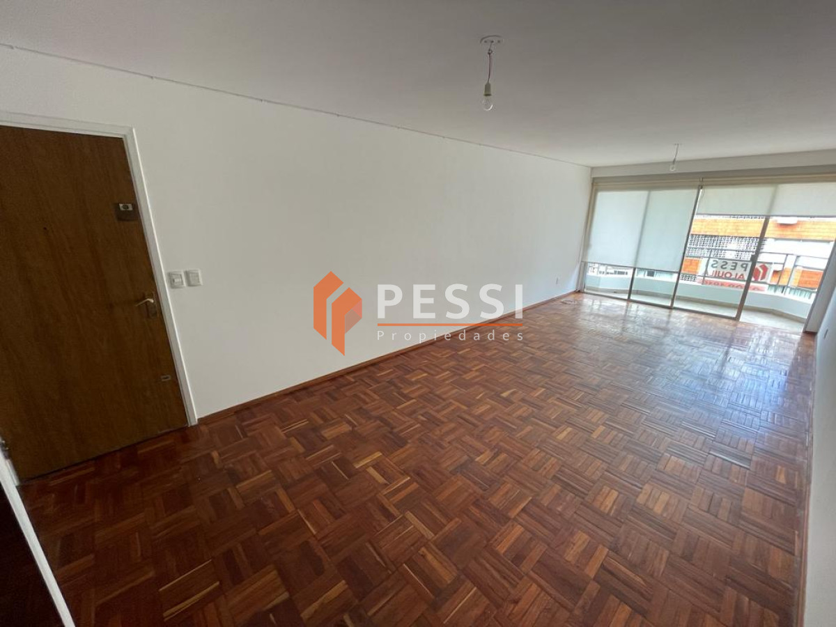 Apartamento ID.2321 - Alquiler apartamento 2 dormitorios y garage en Pocitos 
