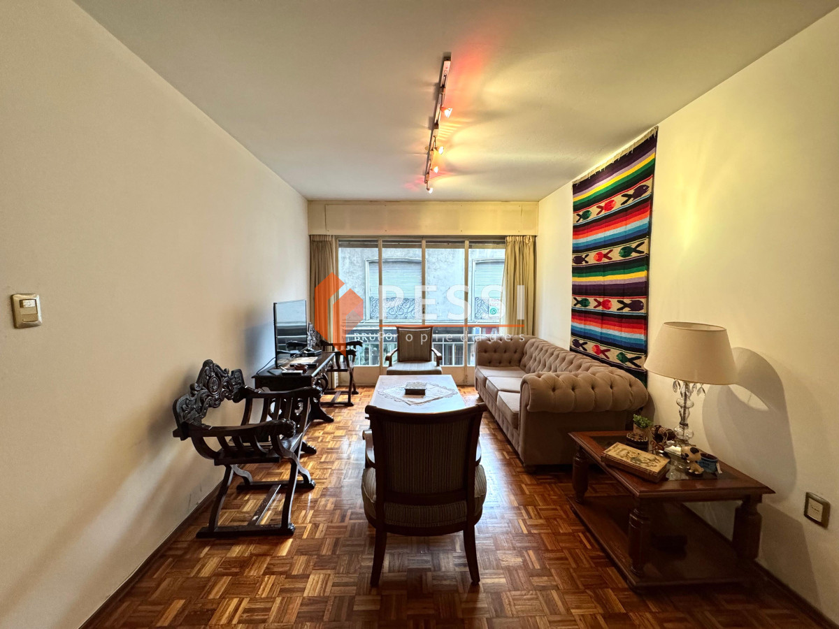 Apartamento ID.2464/Venta-apartamento-2-dormitorios-y-garage-en-Centro - Venta apartamento 2 dormitorios y garage en Centro