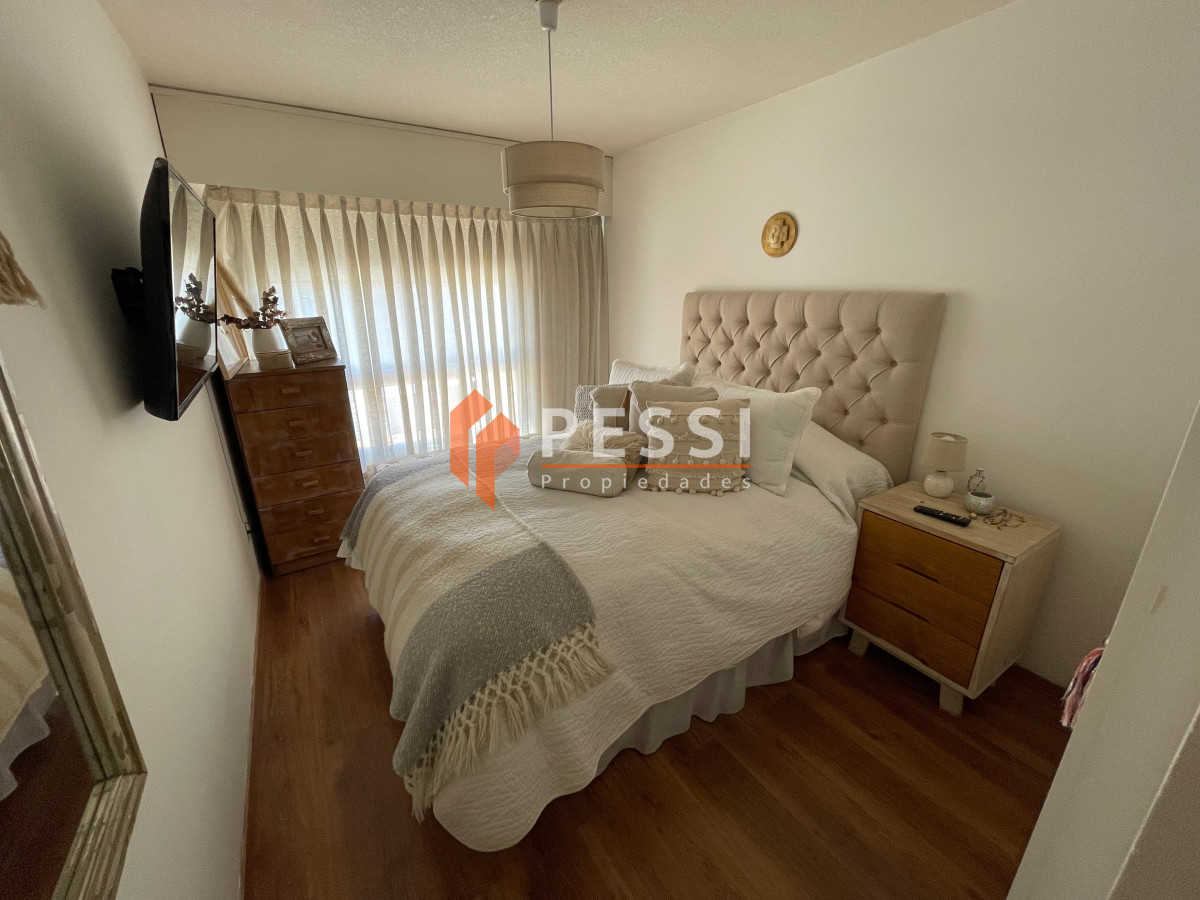 Apartamento ID.2486/Alquiler-apartamento-1-dormitorio-con-balcón-y-garage-en-Pocitos - Alquiler apartamento 1 dormitorio con balcón y garage en Pocitos