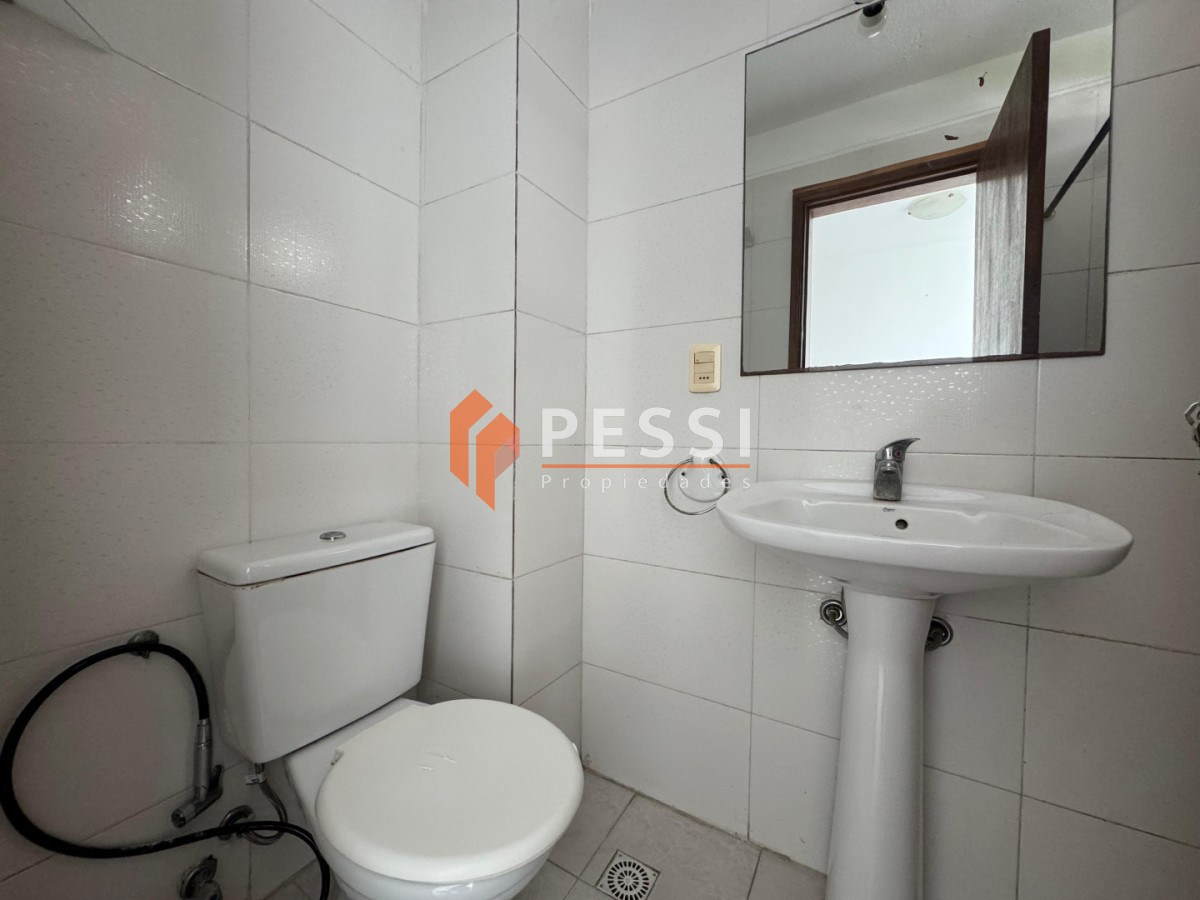 Apartamento ID.1435 - Apartamento en alquiler Parque Rodó 2 dormitorios