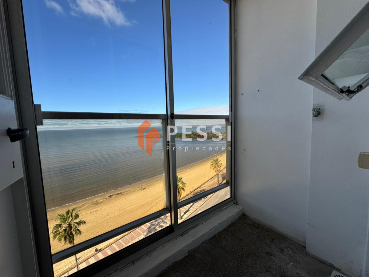 Apartamento ID.1392 - Alquiler apartamento 2 dormitorios con vista al mar en Pocitos 