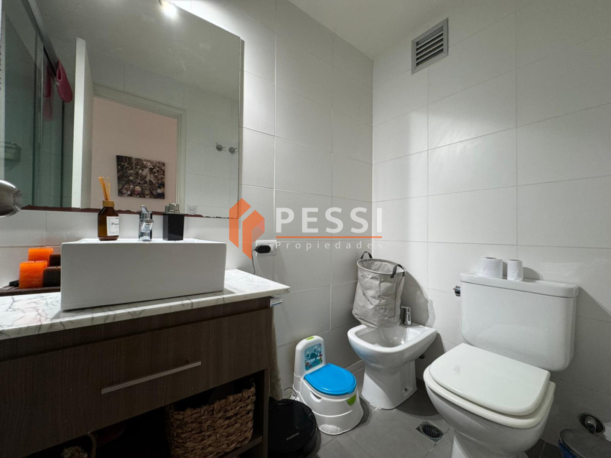 Apartamento ID.2513/Venta-aparamento-2-dormitorios-y-garage-en-Malvin - Venta aparamento 2 dormitorios y garage en Malvin