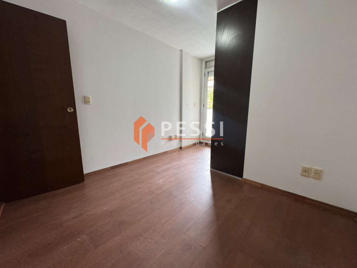 Apartamento ID.1435 - Apartamento en alquiler Parque Rodó 2 dormitorios