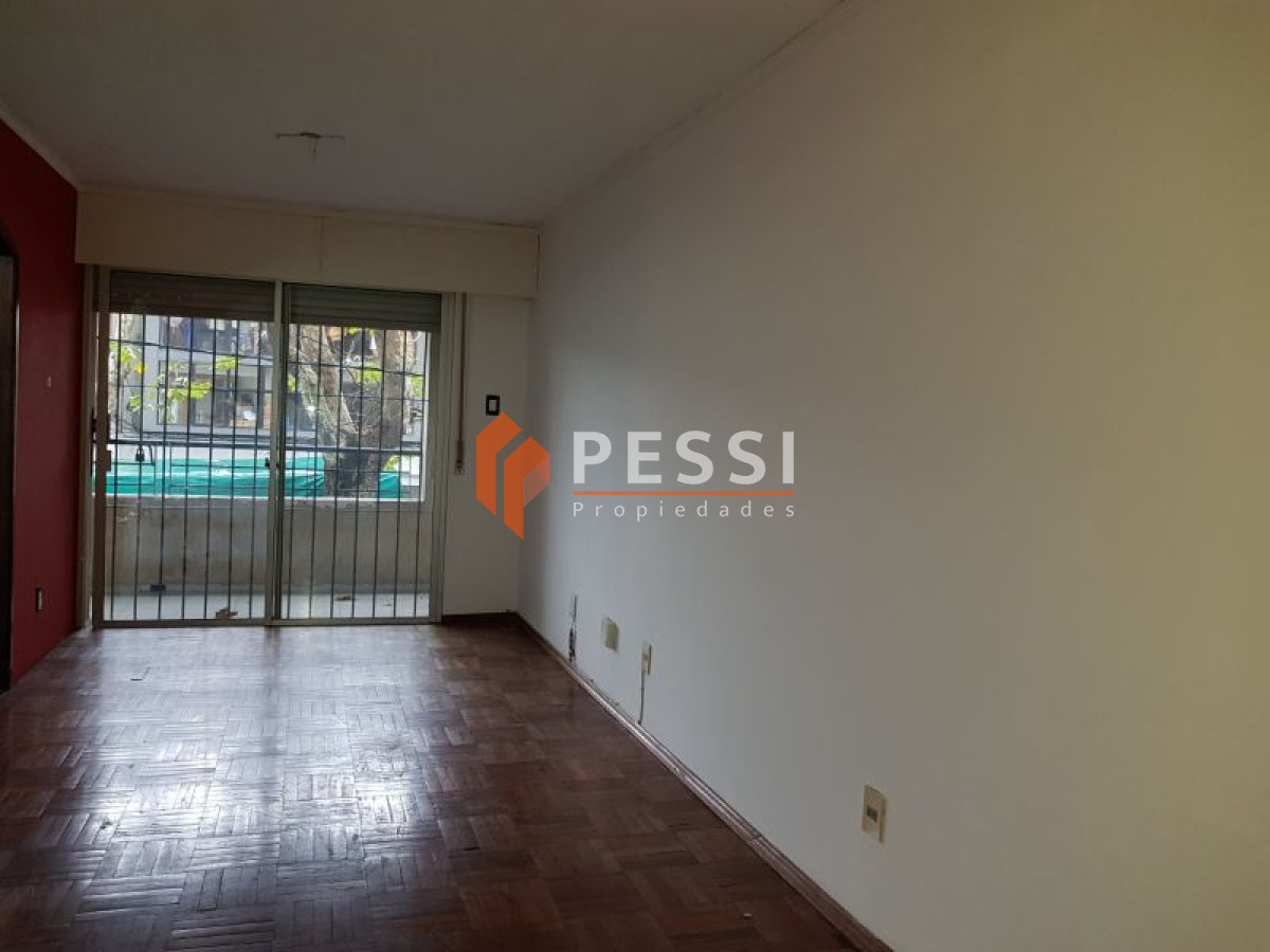 Apartamento ID.1073/Apartamento-en-venta-Parque-Rodó-4-dormitorios - Apartamento en venta Parque Rodó 4 dormitorios