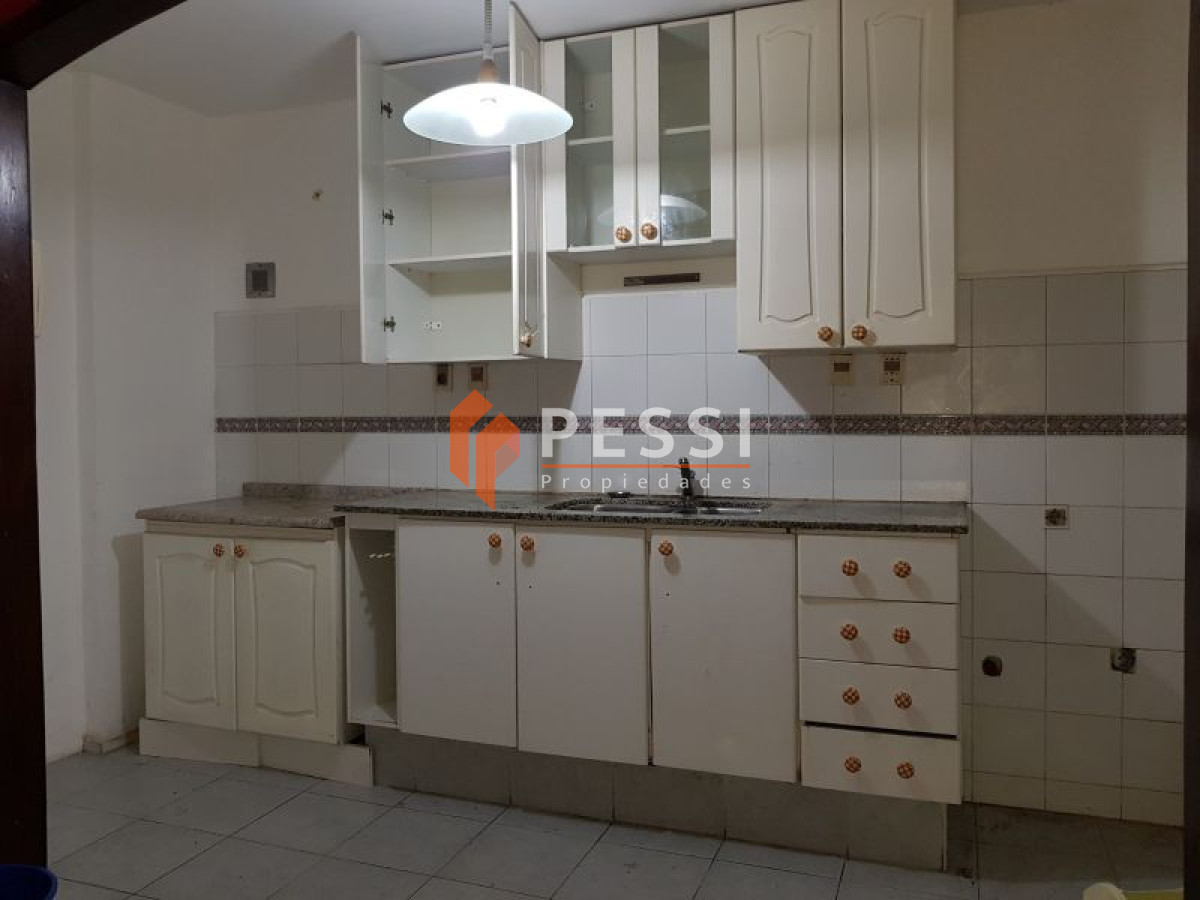 Apartamento ID.1073/Apartamento-en-venta-Parque-Rodó-4-dormitorios - Apartamento en venta Parque Rodó 4 dormitorios