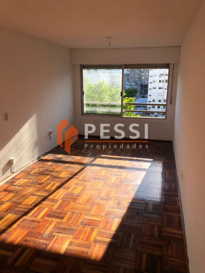 Apartamento ID.1126 - Venta Apartamento 3 dormitorios en Centro