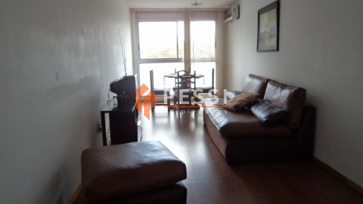 Apartamento ID.1435 - Apartamento en alquiler Parque Rodó 2 dormitorios
