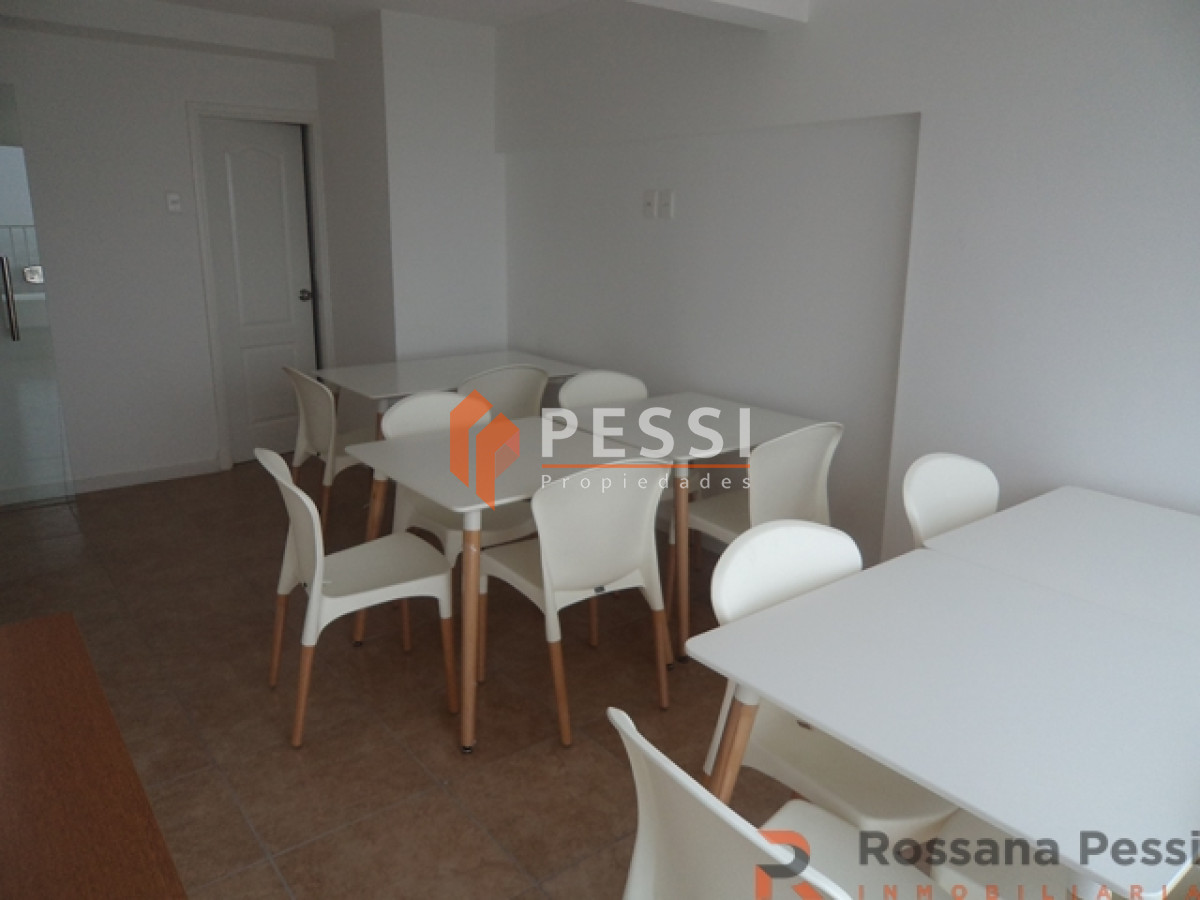 Apartamento ID.304/VENTA-APARTAMENTO-PENTHOUSE-1-DORMITORIO-EN-BARRIO-CORDÓN - Apartamento en venta Parque Batlle 1 dormitorios