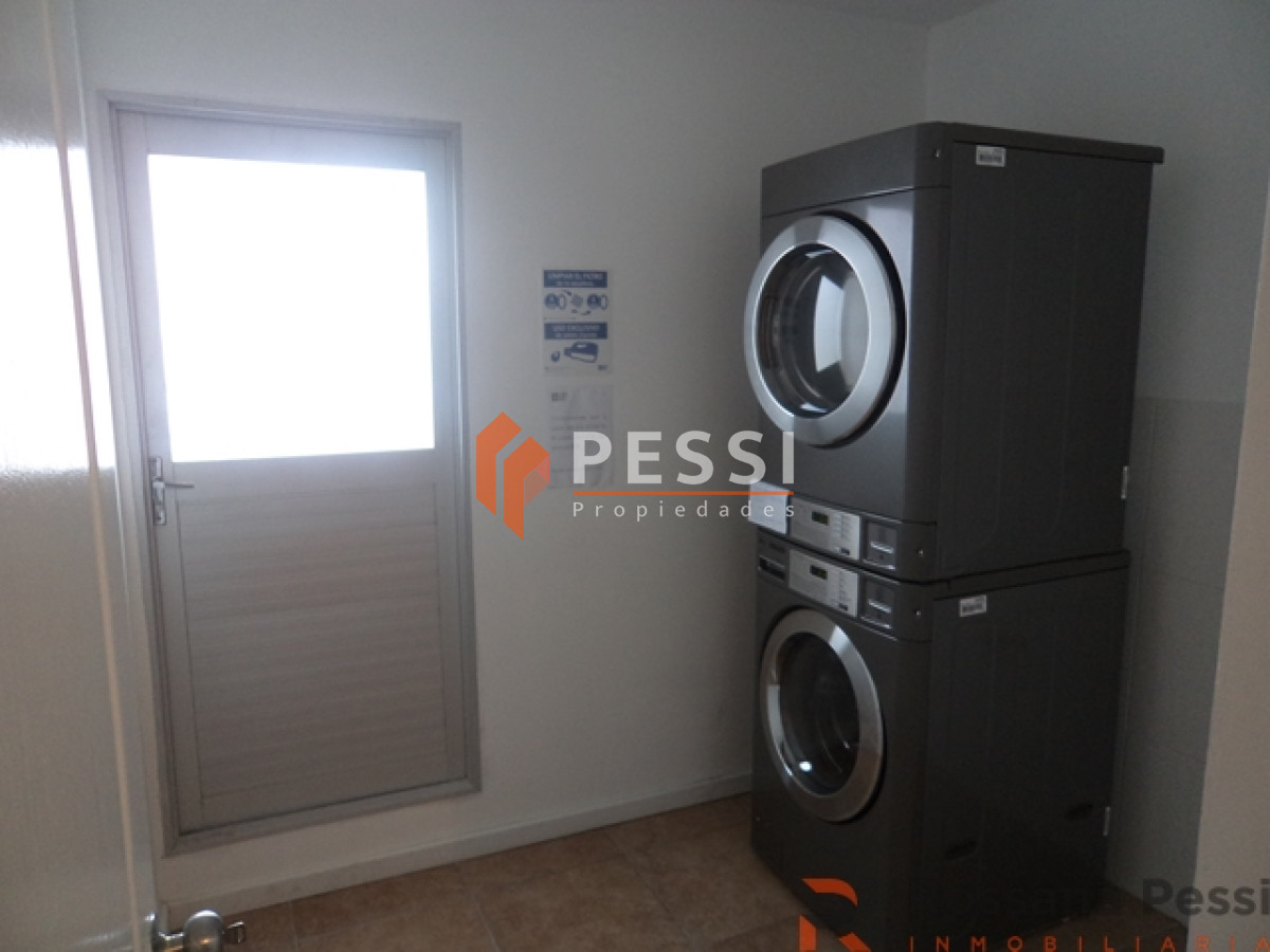 Apartamento ID.304/VENTA-APARTAMENTO-PENTHOUSE-1-DORMITORIO-EN-BARRIO-CORDÓN - Apartamento en venta Parque Batlle 1 dormitorios