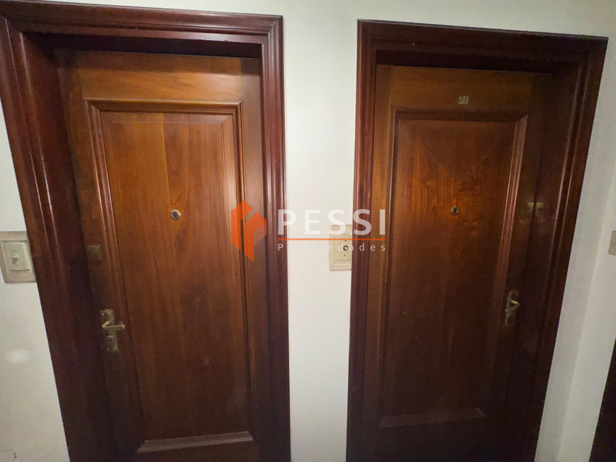 Apartamento ID.2464/Venta-apartamento-2-dormitorios-y-garage-en-Centro - Venta apartamento 2 dormitorios y garage en Centro