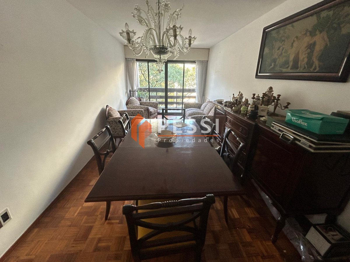 Apartamento ID.2434/Venta-apartamento-3-dormitorios-y-garage-en-Pocitos - Venta apartamento 3 dormitorios y garage en Pocitos