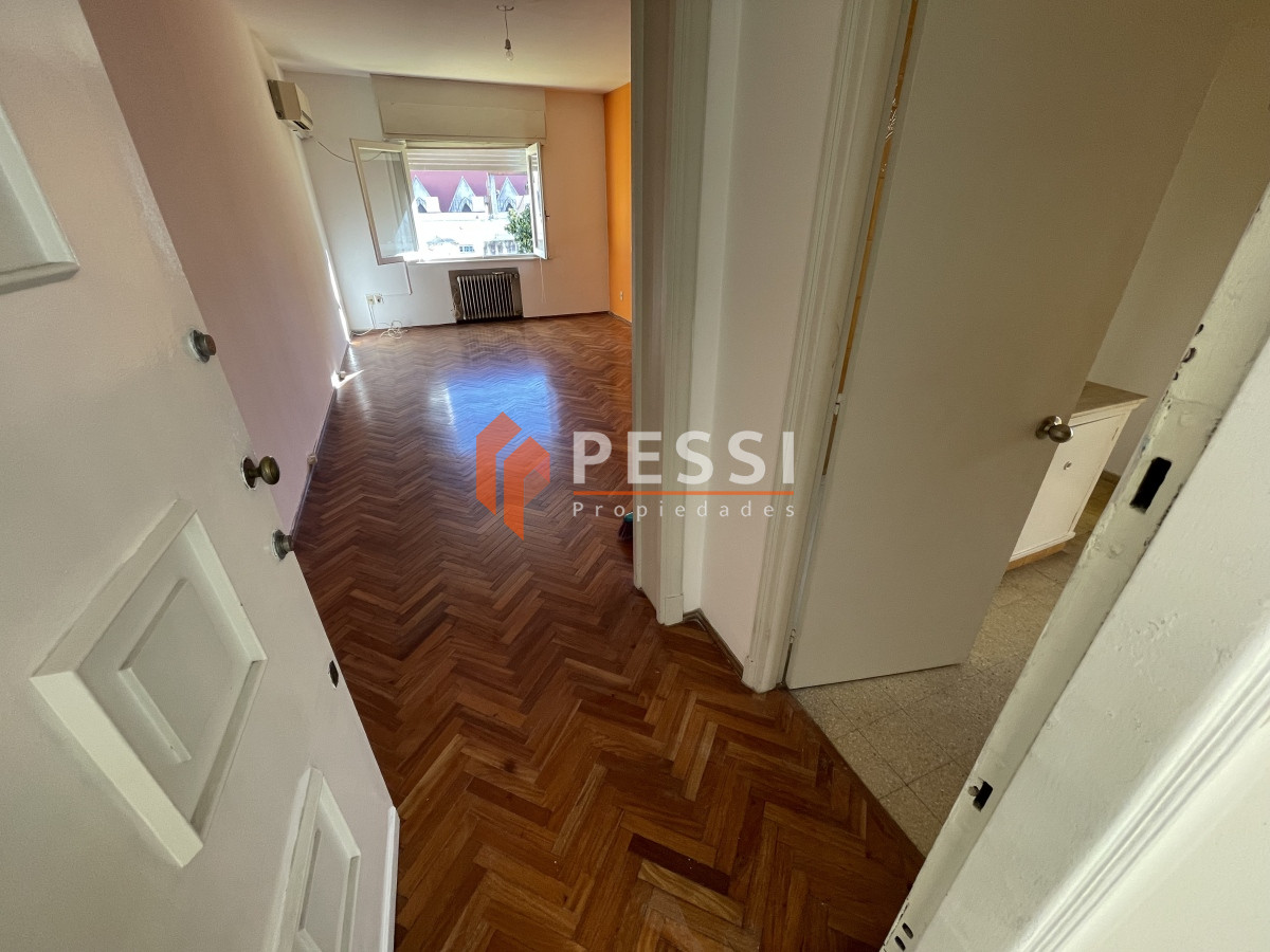 Apartamento ID.2391/Alquiler-apartamento-3-dormitorios-en-Pocitos- - Alquiler apartamento 3 dormitorios en Pocitos 