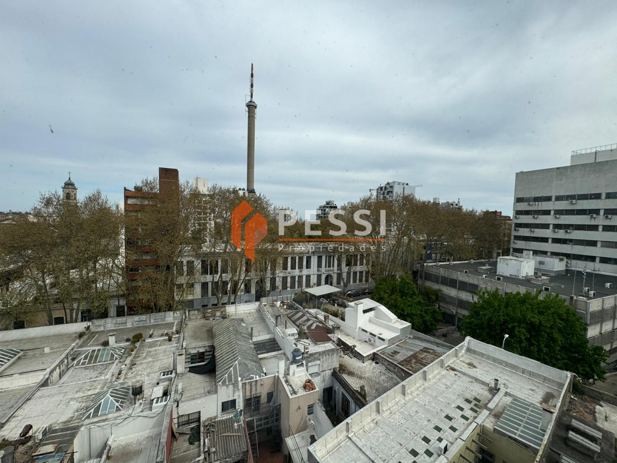 Apartamento ID.1468/Venta-apartamento-4-dormitorios-y-escritorio-en-Cordón - Venta apartamento 4 dormitorios y escritorio en Cordón