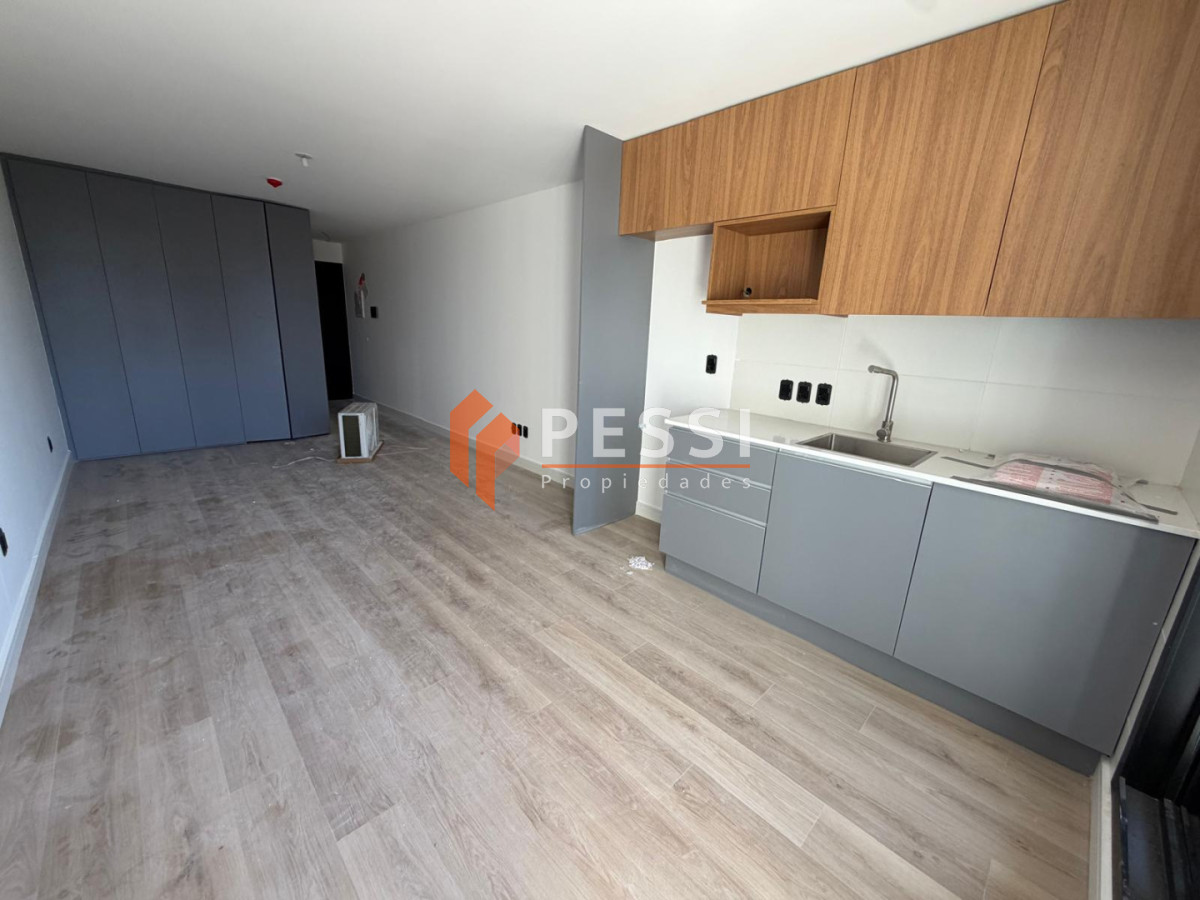 Apartamento ID.2541/Alquiler-Monoambiente-con-terraza-a-estrenar-en-La-Blanqueada.- - Alquiler Monoambiente con terraza a estrenar en La Blanqueada. 