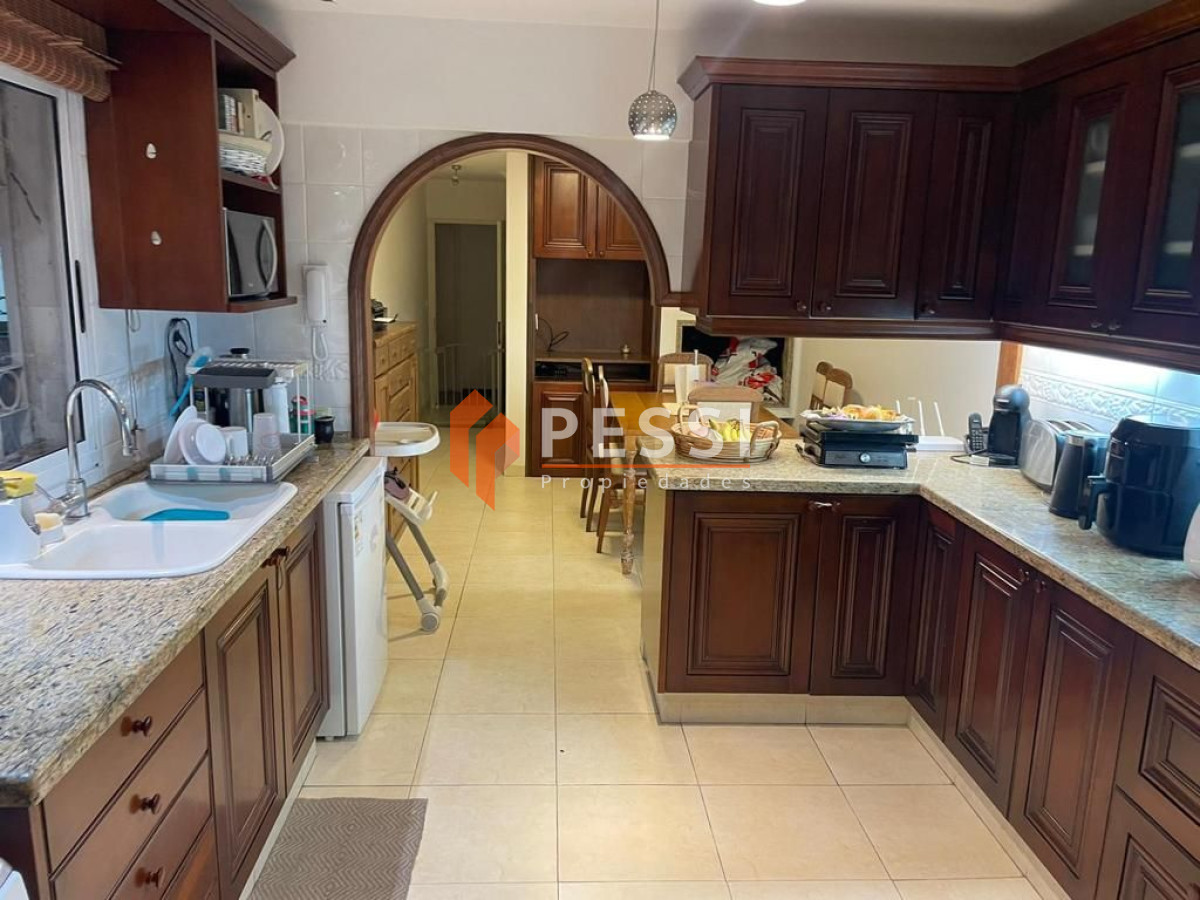 Apartamento ID.1072/Venta-Apartamento-con-renta,-3-Dormitorios-y-terraza-frente-al-mar-en-Punta-Carretas - Venta Apartamento con renta, 3 Dormitorios y terraza frente al mar en Punta Carretas