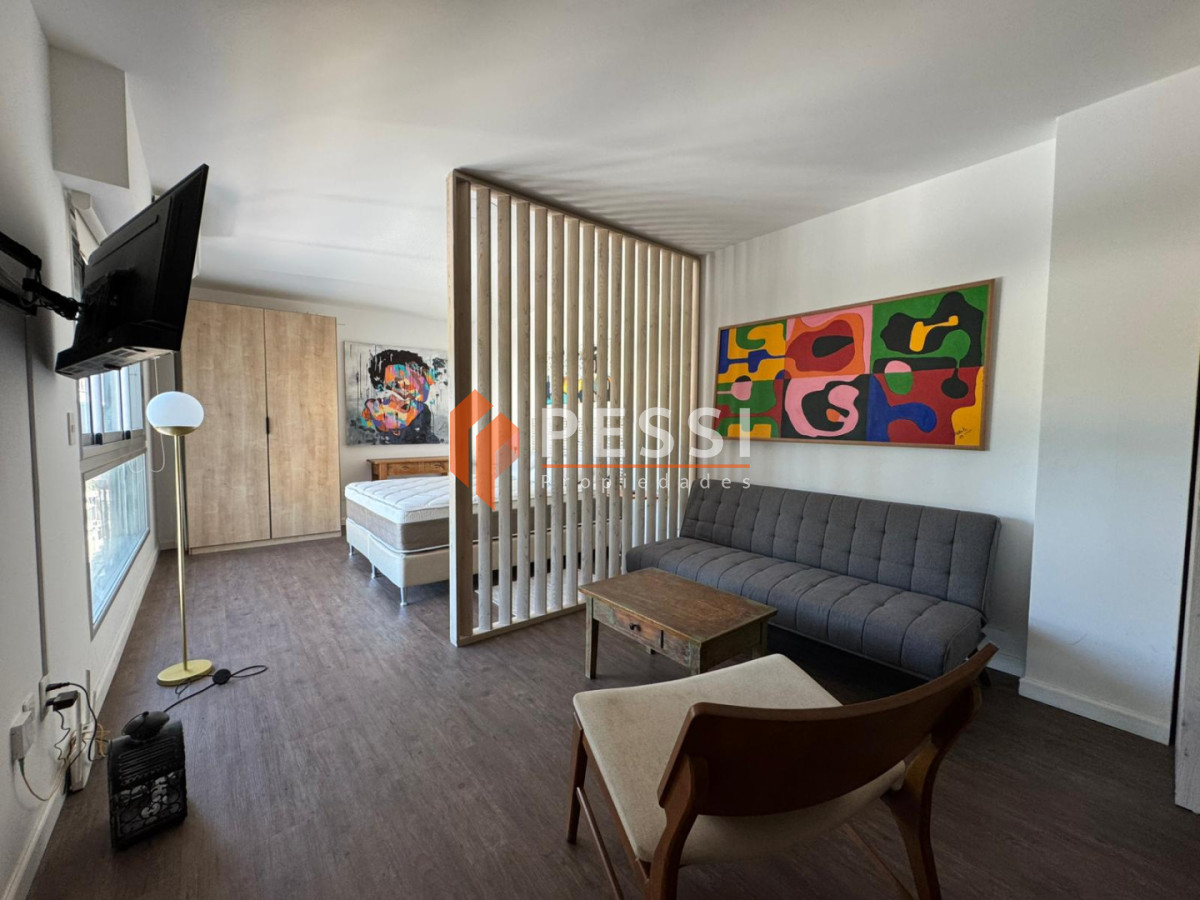 Apartamento ID.2522 - Alquiler monoambiente amoblado en Pocitos 