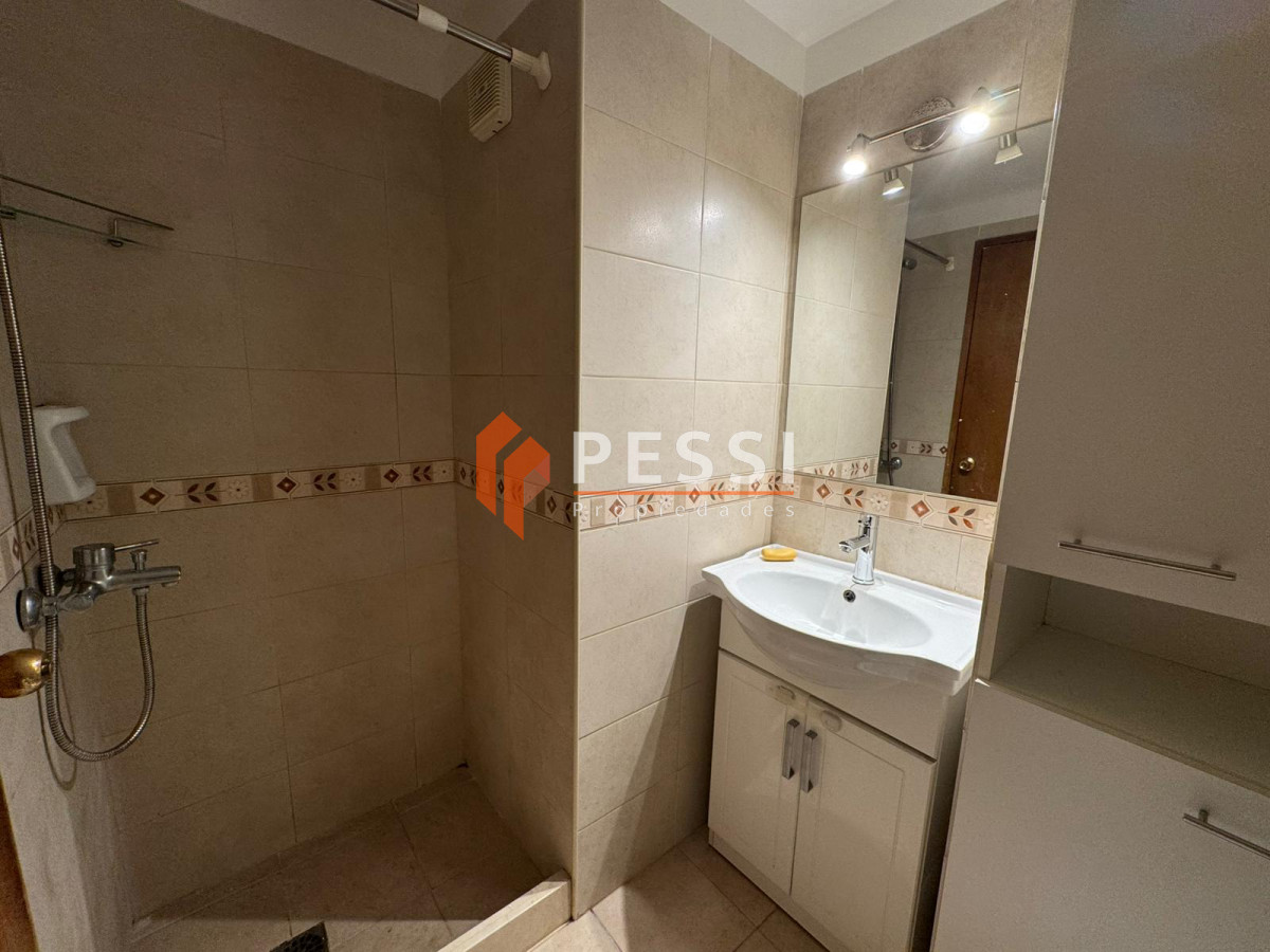 Apartamento ID.2505 - Alquiler apartamento 3 dormitorios en Punta Carretas