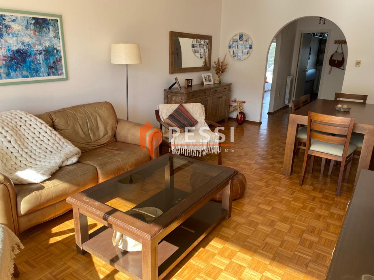 Apartamento ID.2212 - Venta apartamento 2 dormitorios con renta en Parque Rodo