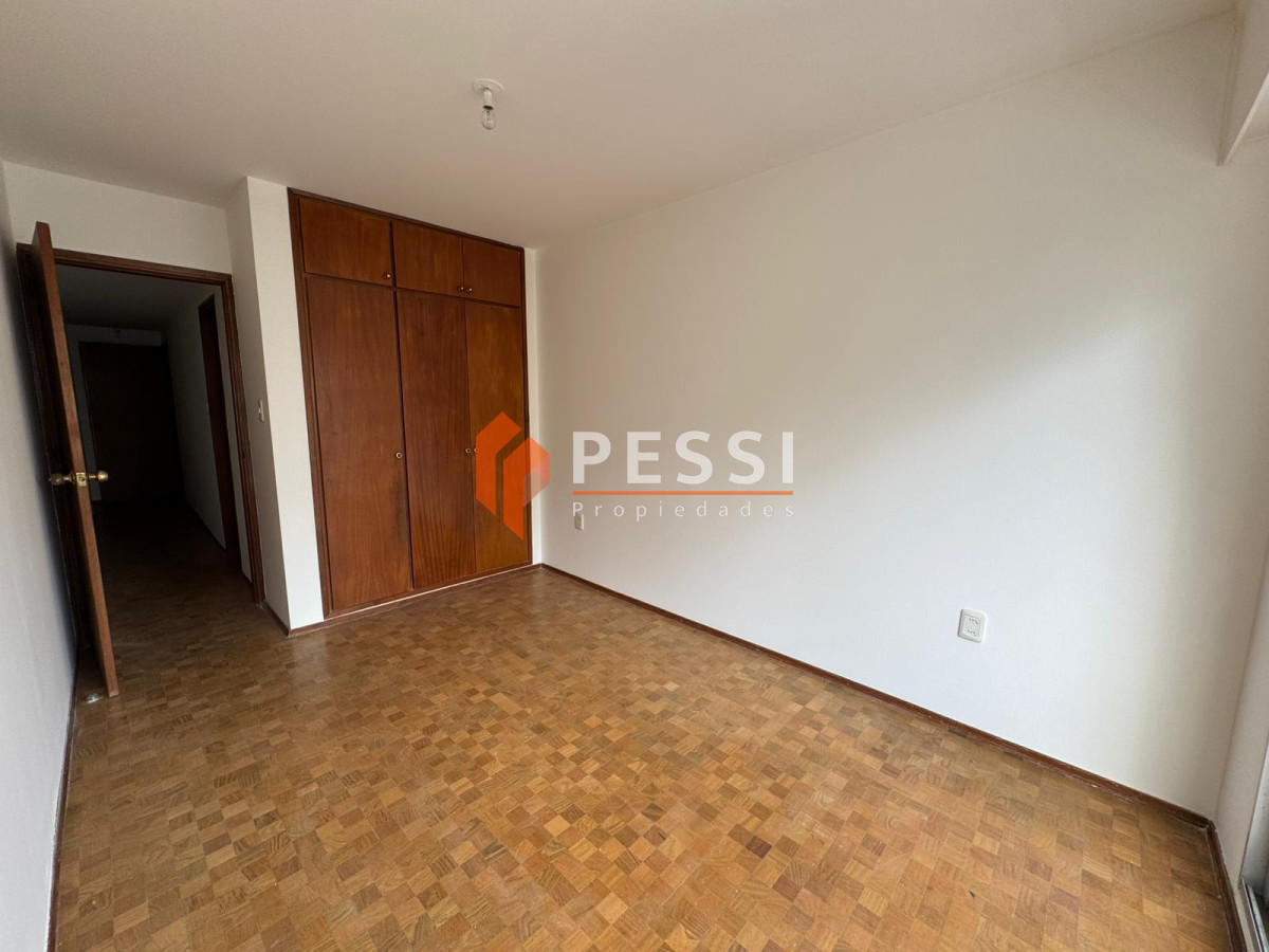 Apartamento ID.2505 - Alquiler apartamento 3 dormitorios en Punta Carretas