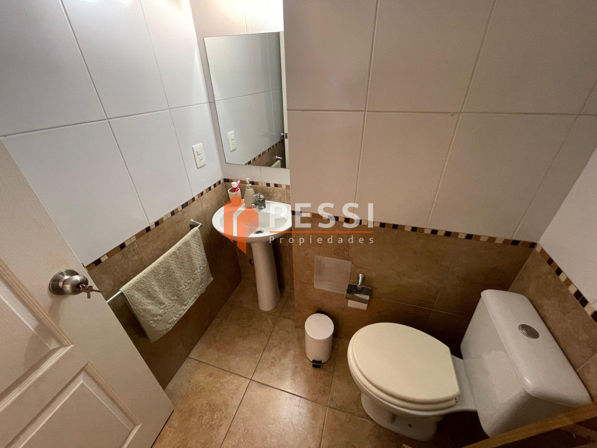 Apartamento ID.2486/Alquiler-apartamento-1-dormitorio-con-balcón-y-garage-en-Pocitos - Alquiler apartamento 1 dormitorio con balcón y garage en Pocitos