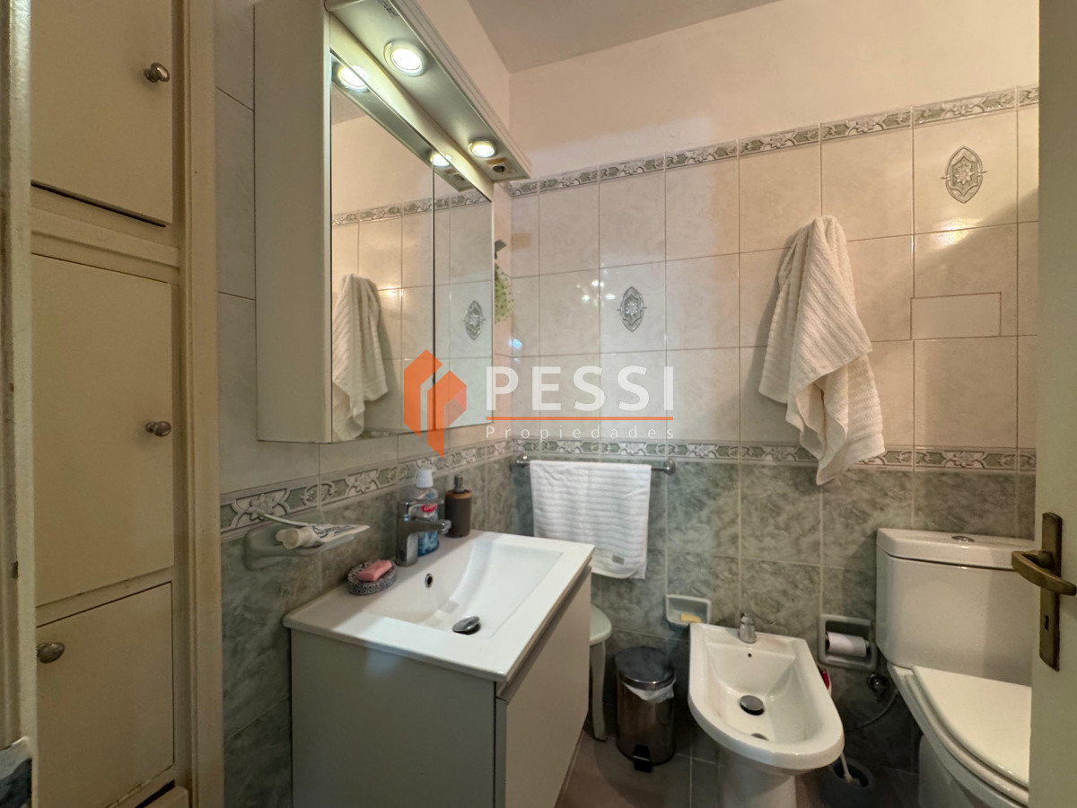 Apartamento ID.2464/Venta-apartamento-2-dormitorios-y-garage-en-Centro - Venta apartamento 2 dormitorios y garage en Centro