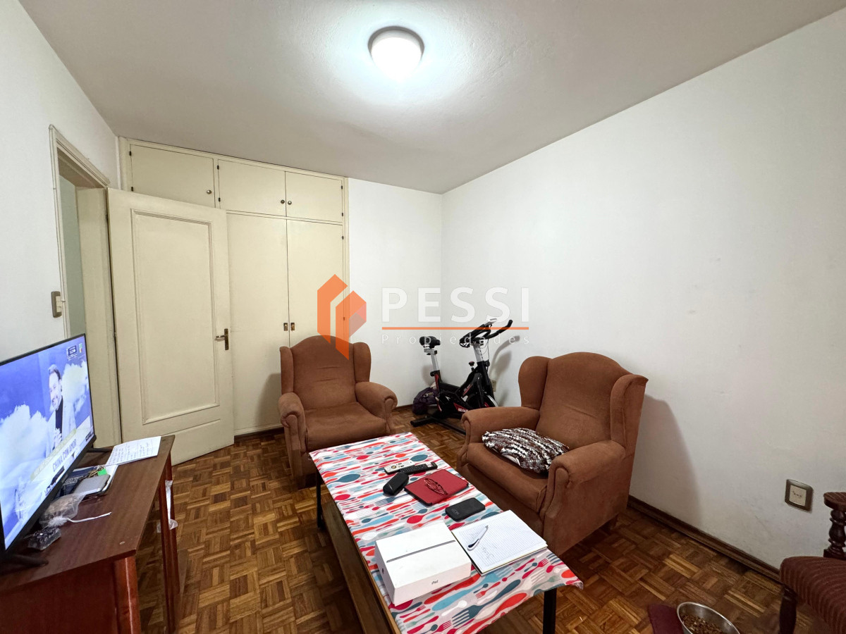Apartamento ID.2464/Venta-apartamento-2-dormitorios-y-garage-en-Centro - Venta apartamento 2 dormitorios y garage en Centro