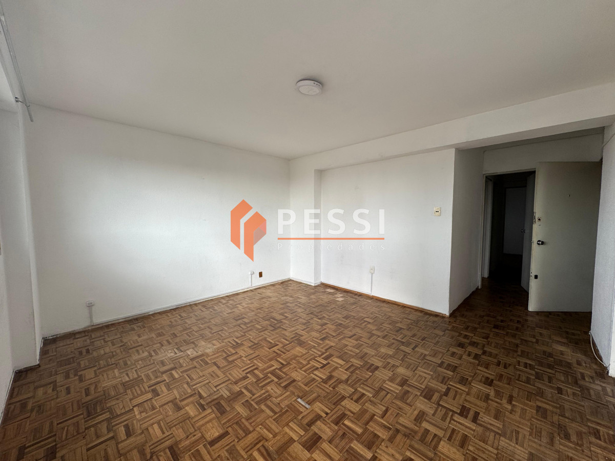 Apartamento ID.1641/Alquiler-apartamento-2-dormitorios-con-hermosa-vista-despejada-en-La-Blanqueada - Alquiler apartamento 2 dormitorios con hermosa vista despejada en La Blanqueada