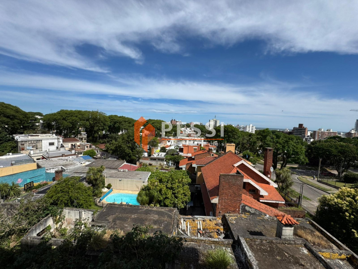 Apartamento ID.2513/Venta-aparamento-2-dormitorios-y-garage-en-Malvin - Venta aparamento 2 dormitorios y garage en Malvin