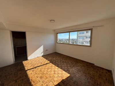 Alquiler apartamento 2 dormitorios con hermosa vista despejada en La Blanqueada