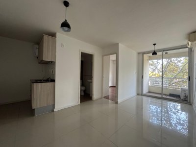 Alquiler apartamento 1 dormitorio con balcón en Parque Rodó