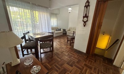 Venta casa PH de altos en Pocitos
