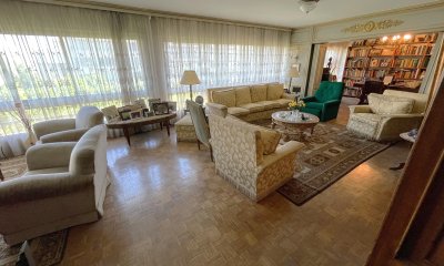 Venta apartamento 4 dormitorios y garage en Pocitos