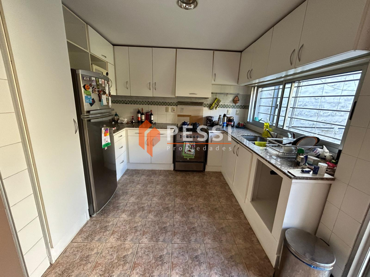 Casa ID.2451/Venta-casa-3-dormitorios-en-punta-carretas - Venta casa 3 dormitorios en punta carretas