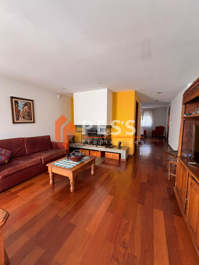 Casa ID.2451/Venta-casa-3-dormitorios-en-punta-carretas - Venta casa 3 dormitorios en punta carretas