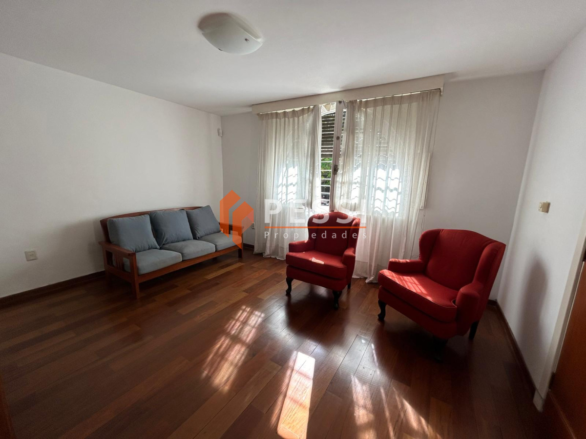 Casa ID.2451/Venta-casa-3-dormitorios-en-punta-carretas - Venta casa 3 dormitorios en punta carretas