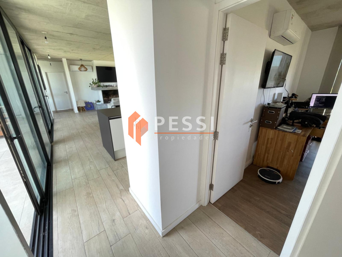 Casa ID.2482/Venta-casa-4-dormitorios,-3-baños-y-piscina-en-La-Juana - Venta casa 4 dormitorios, 3 baños y piscina en La Juana