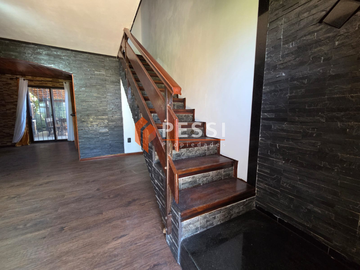 Casa ID.2480/Venta-casa-3-dormitorios-y-barbacoa-en-Ciudad-de-la-Costa - Venta casa 3 dormitorios y barbacoa en Ciudad de la Costa