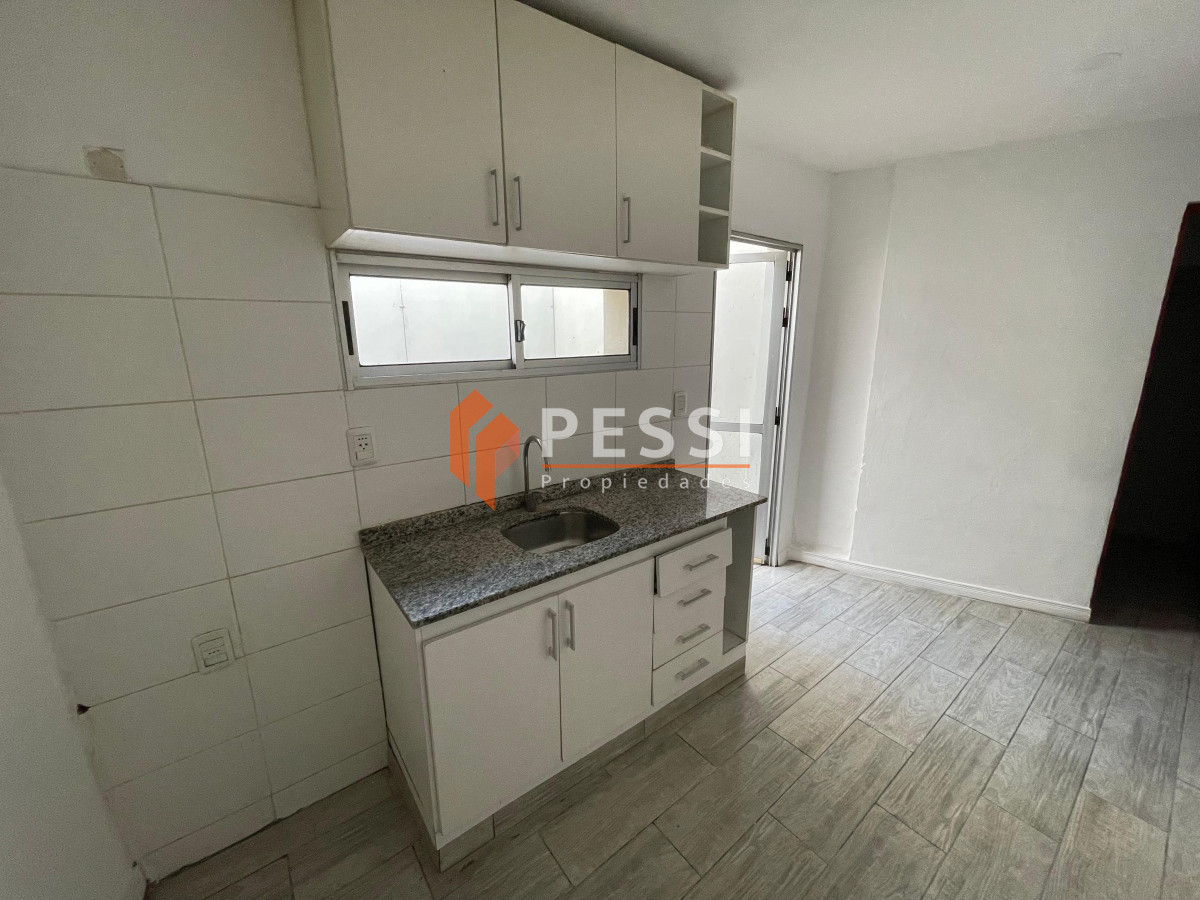 Casa ID.2392 - Alquiler apartamento tipo casa de 2 dormitorios en Aguada